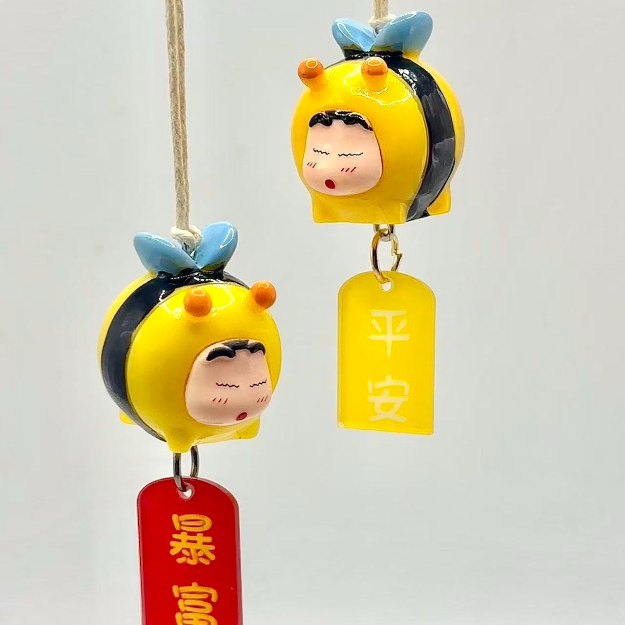 Crayon Shin-chan Bee Cosplay F - Car Accessories Quirky 评论和价格